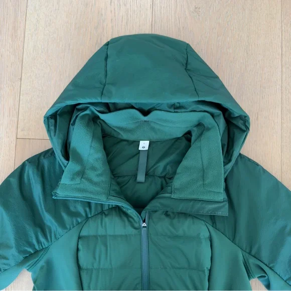 Lululemon Down for it All Jacket Everglade Green - Sz. 6 - Picture 3 of 16
